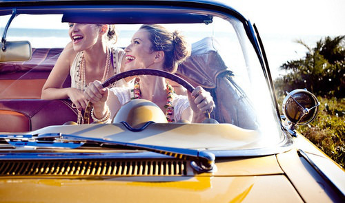 Klasik Otomobillerin Akıl Almaz Kazaları