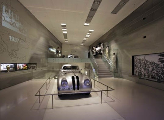 BMW'nin Genel Merkezi'nden Müzesine
