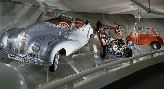 BMW'nin Genel Merkezi'nden Müzesine