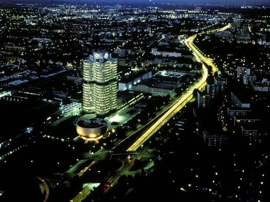 BMW'nin Genel Merkezi'nden Müzesine