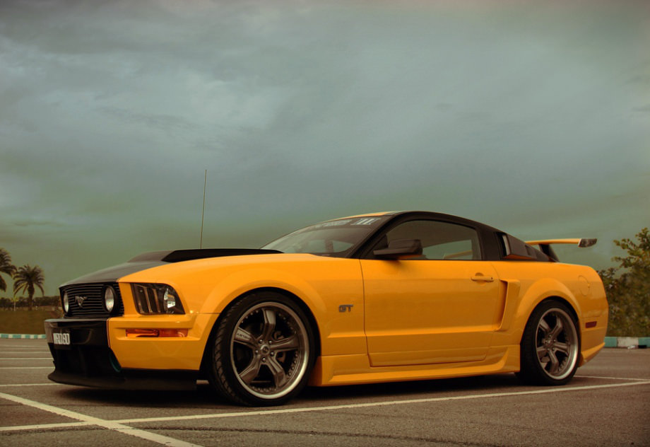 En Güzel Sarı Otomobiller