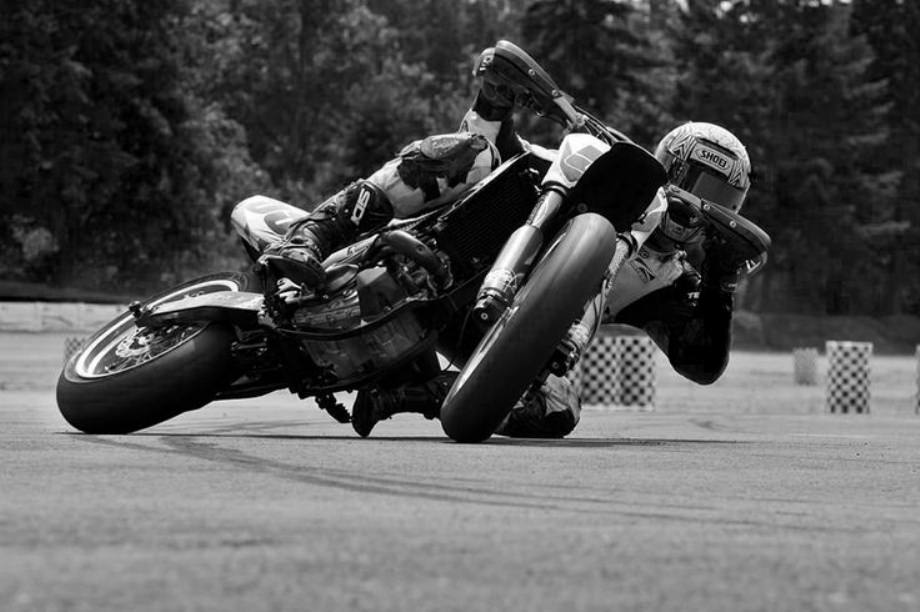 Motosikletler de Yanlar