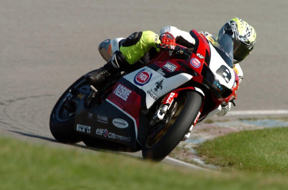 Motosikletler de Yanlar