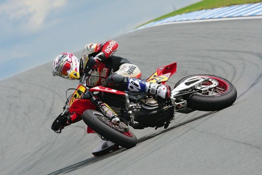 Motosikletler de Yanlar