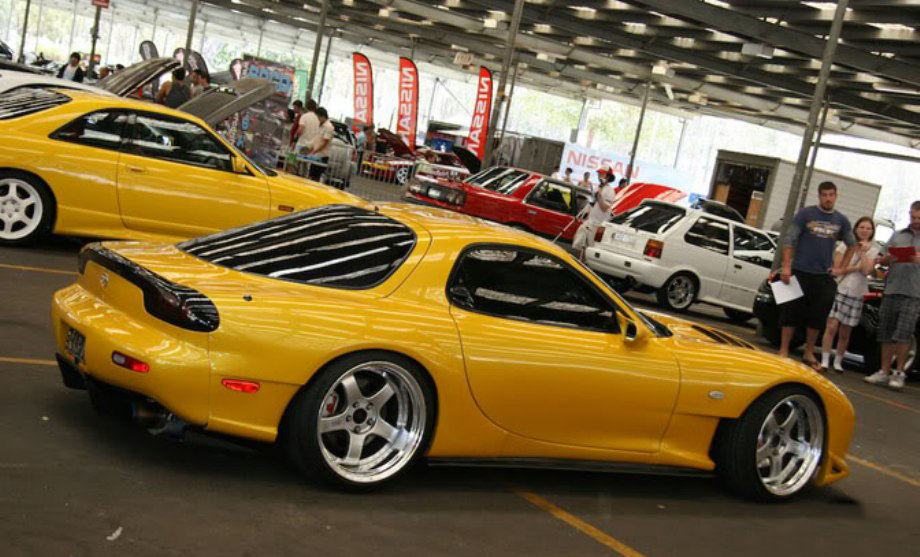 En Güzel Sarı Otomobiller