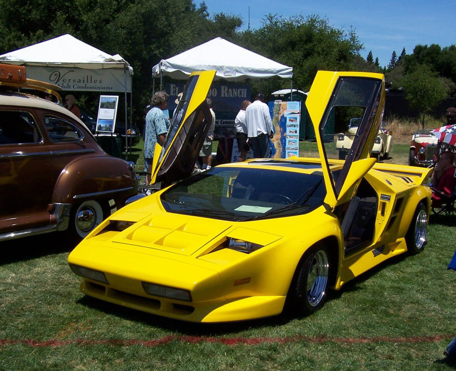 En Güzel Sarı Otomobiller