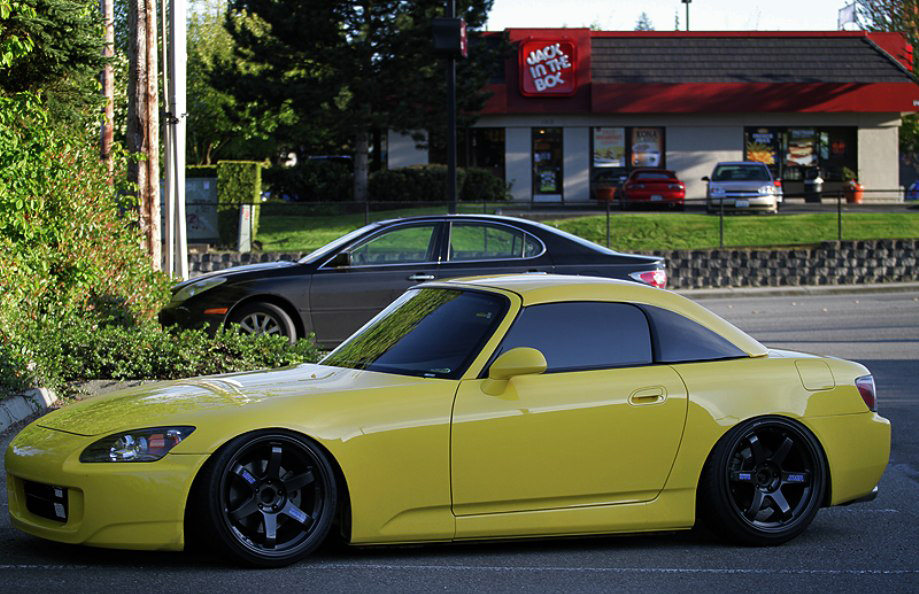 En Güzel Sarı Otomobiller