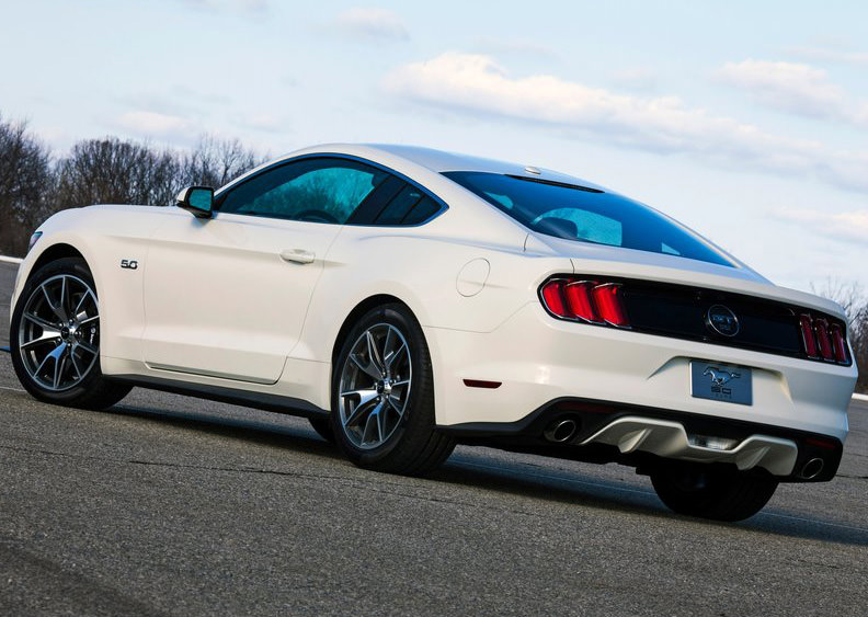Ford Mustang'den 50. Yıl Atağı