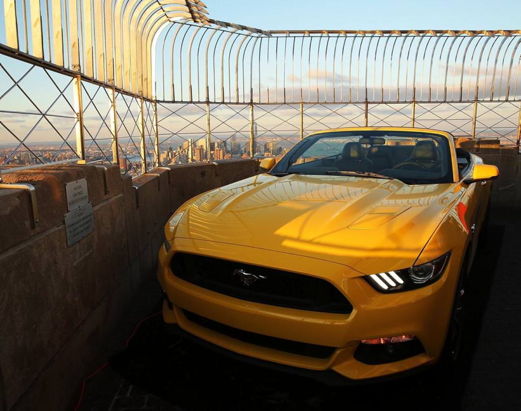Ford Mustang'den 50. Yıl Atağı