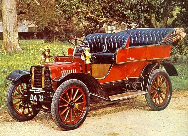 20. Yüzyılın Nostaljik Otomobilleri