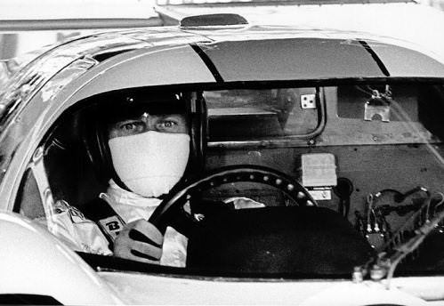 LeMans Filminde Steve McQueen