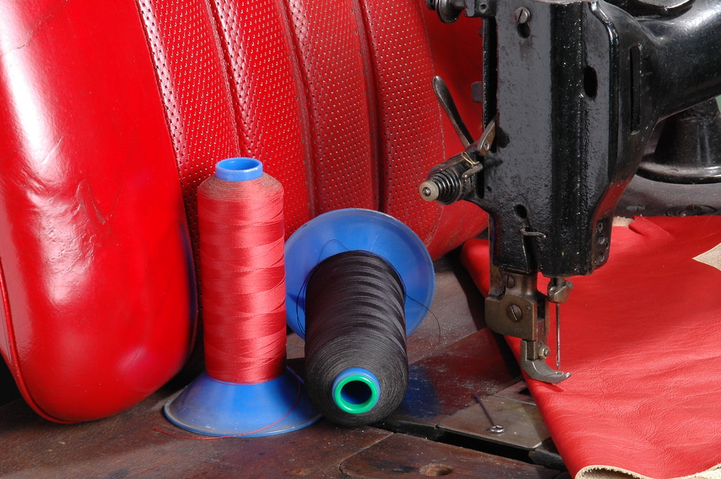 Mercedes-Benz Klasik  Otomobil Merkezi