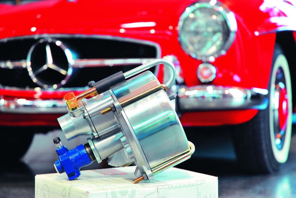 Mercedes-Benz Klasik  Otomobil Merkezi