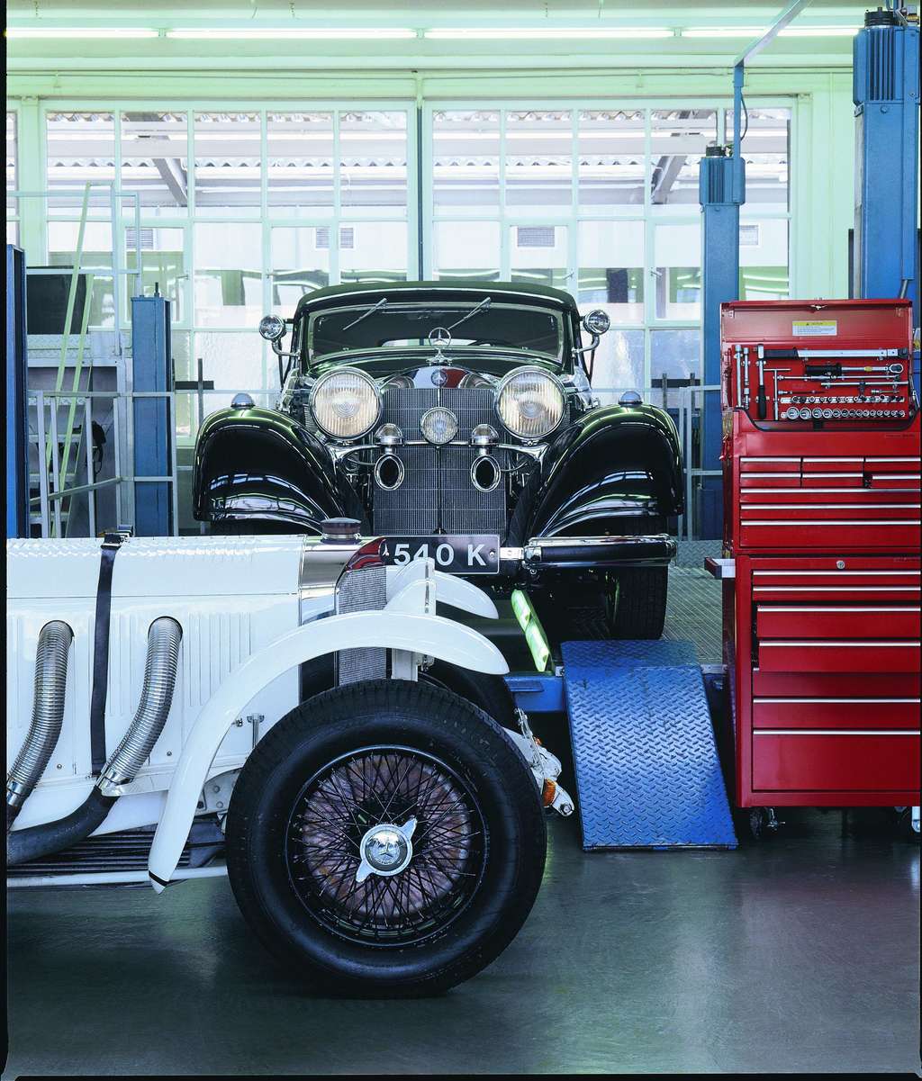 Mercedes-Benz Klasik  Otomobil Merkezi