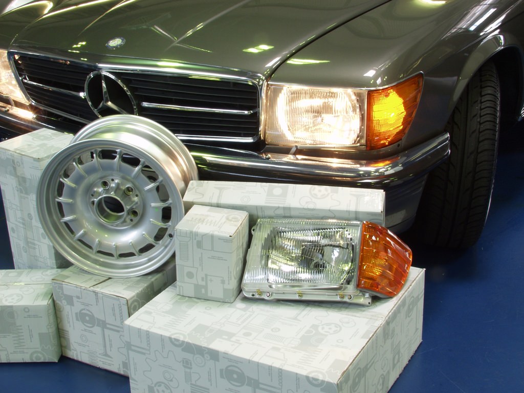 Mercedes-Benz Klasik  Otomobil Merkezi