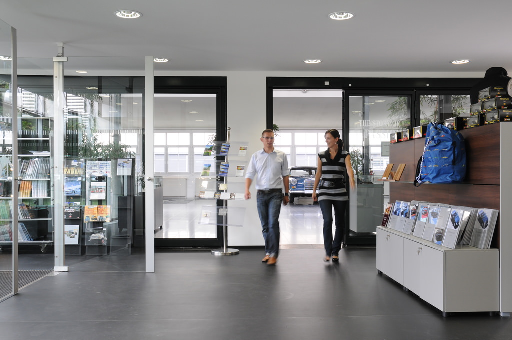 Mercedes-Benz Klasik  Otomobil Merkezi