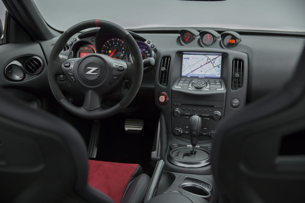 Nissan 370Z’yi Dopingledi