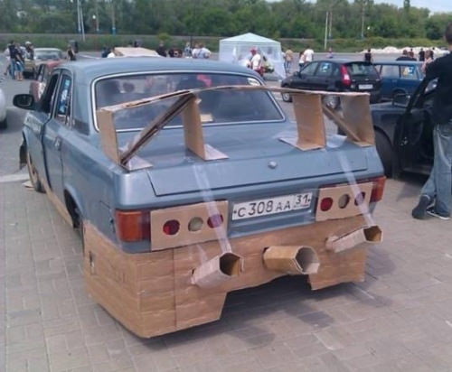 Sıradan Otomobilleri Sevmeyenler Kulübü