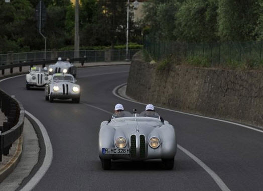 BMW'den Tarihi Mille Miglia Yarışlarına Yolculuk