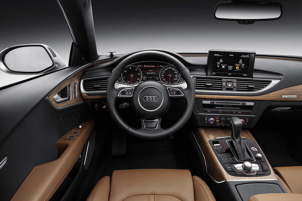 Audi A7 ve S7 Makyajlandı