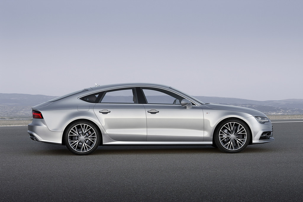 Audi A7 ve S7 Makyajlandı