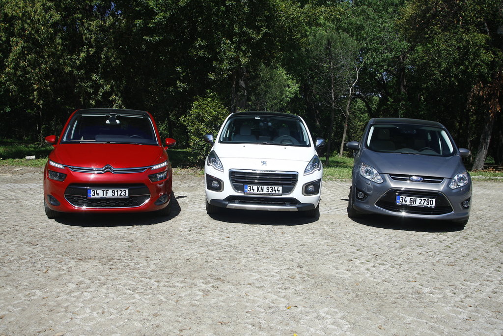 Aile Boyu Otomobiller