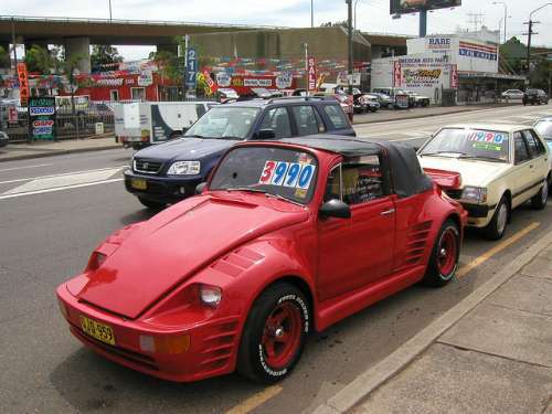 Bir De Sahteleri Var