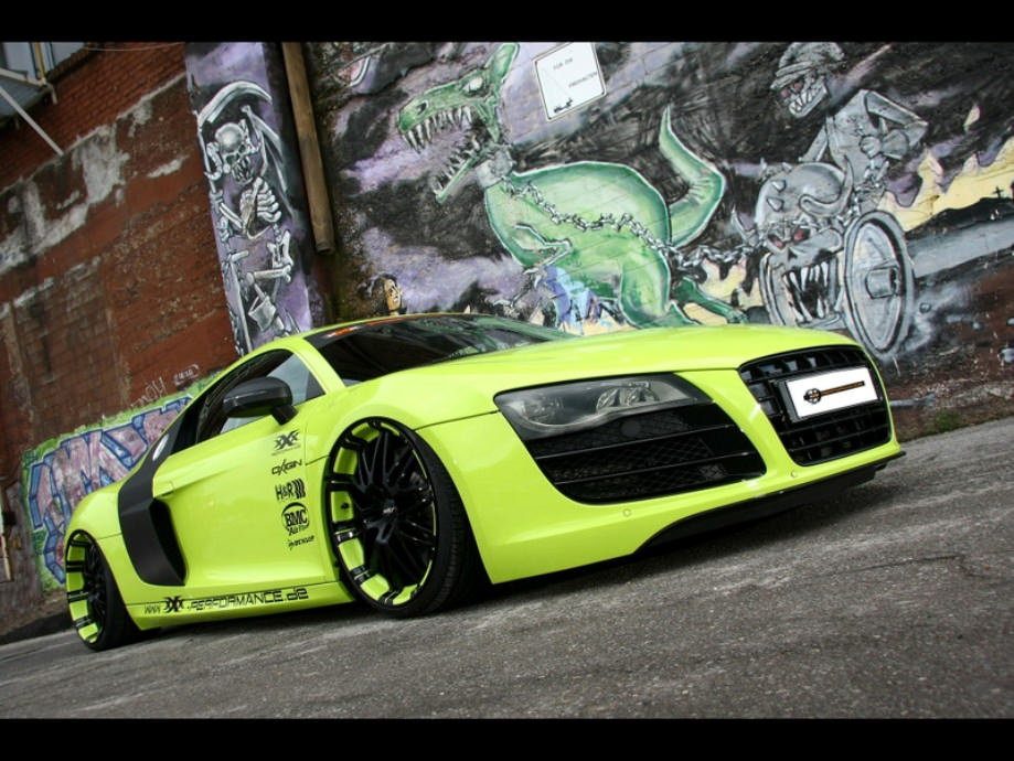 Yeşil Bir Otomobile Hiç Bu Kadar Yakışmamıştı