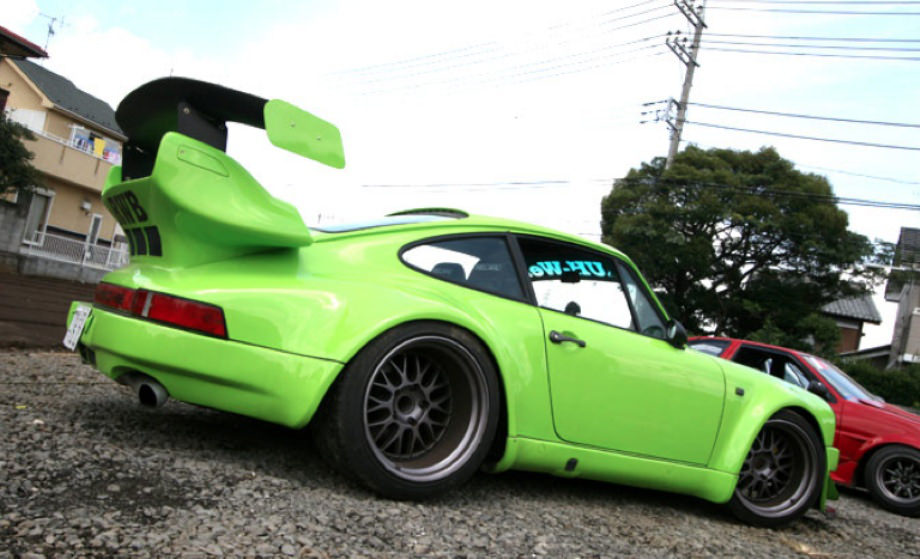 Yeşil Bir Otomobile Hiç Bu Kadar Yakışmamıştı