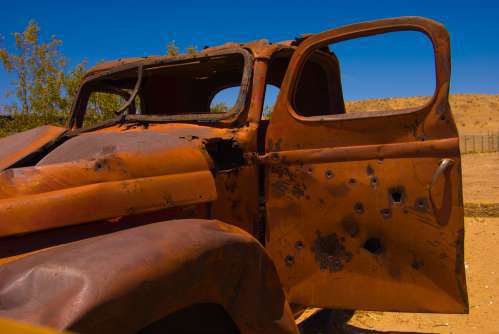 Kurşunlardan Kaçamadılar