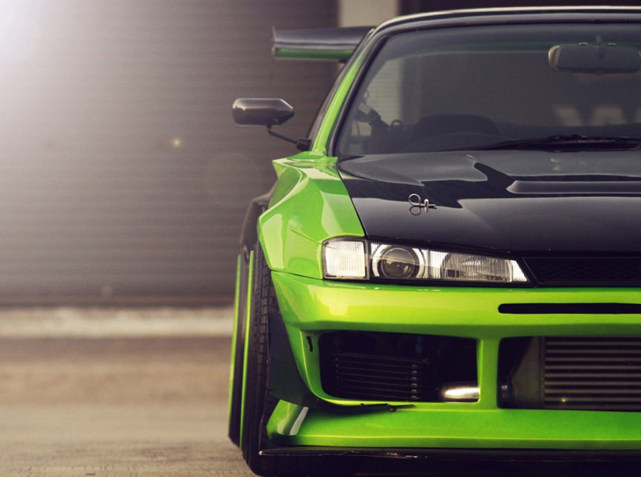 Yeşil Bir Otomobile Hiç Bu Kadar Yakışmamıştı