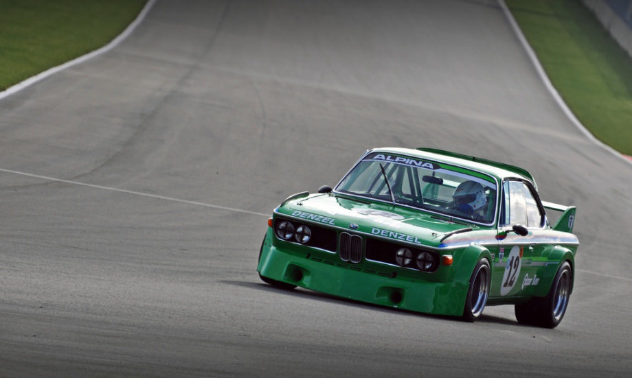 Yeşil Bir Otomobile Hiç Bu Kadar Yakışmamıştı