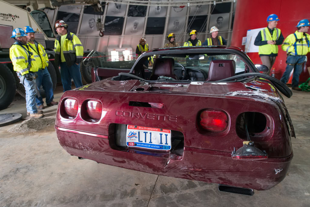 Corvette Müzesi Çöktü!