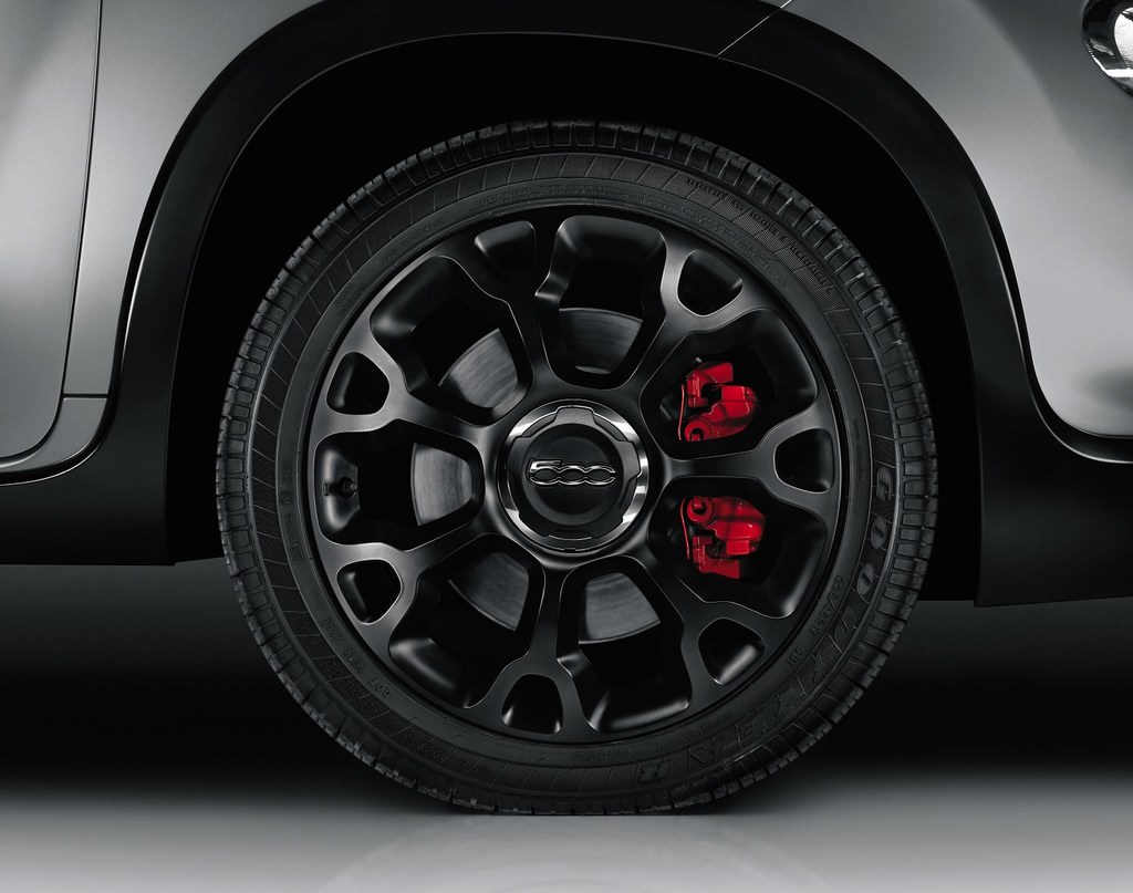 Fiat 500 Ailesi Büyümeye Devam Ediyor