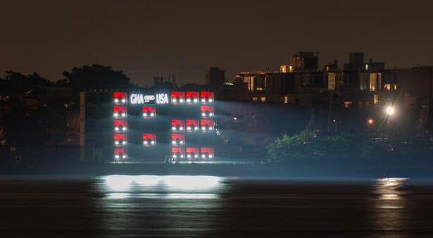 Otomobiller Sahaya İndi