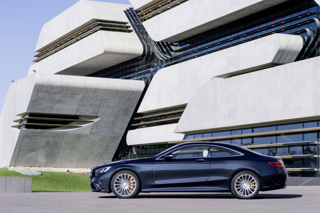 630 HP'lik S65 AMG Coupe