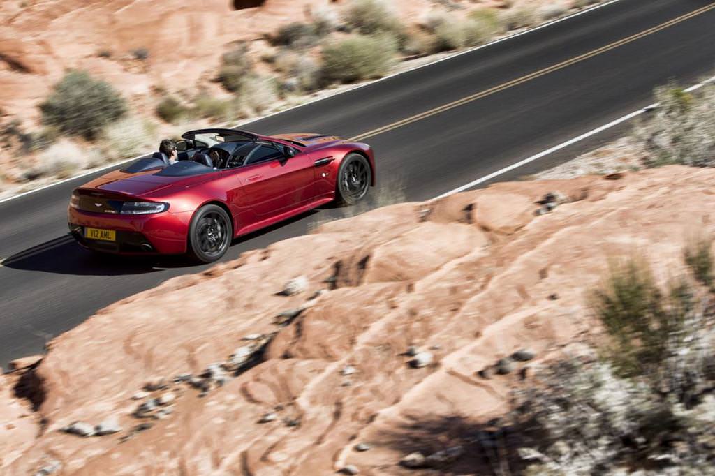 Aston Martin'in En Hızlı ve En Güçlü Roadster'ı