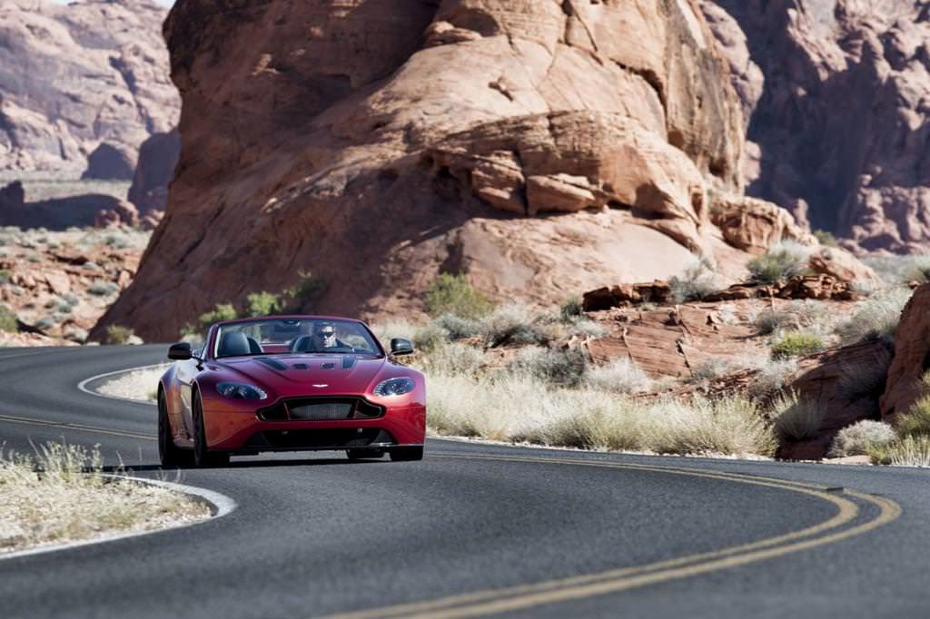 Aston Martin'in En Hızlı ve En Güçlü Roadster'ı