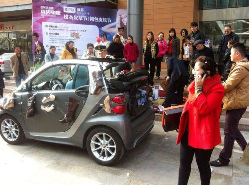 Aldığı Ayakkabılar Otomobile Sığmadı