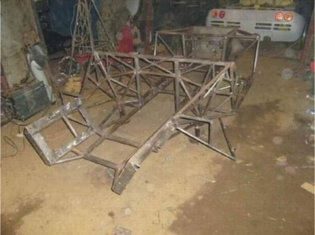 Hurdadan Aldığı Otomobili Bakın Ne Hale Getirdi