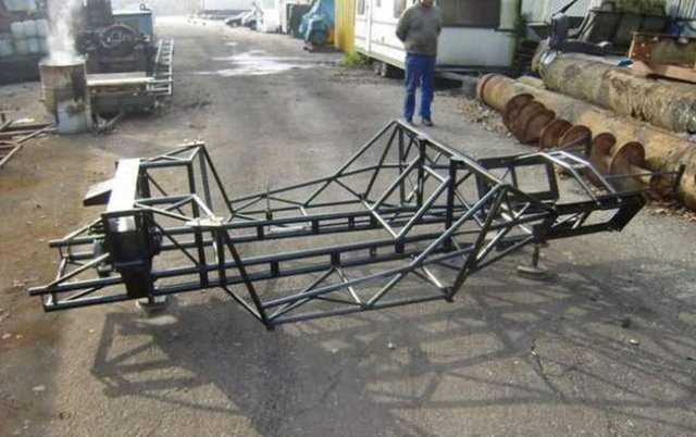 Hurdadan Aldığı Otomobili Bakın Ne Hale Getirdi