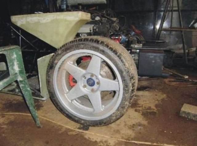 Hurdadan Aldığı Otomobili Bakın Ne Hale Getirdi