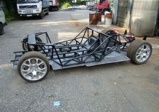 Hurdadan Aldığı Otomobili Bakın Ne Hale Getirdi