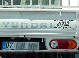 En Komik 10 "Hatalıysam Ara" Yazısı