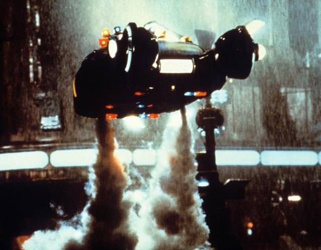 Uçan Otomobil Tarihçesi