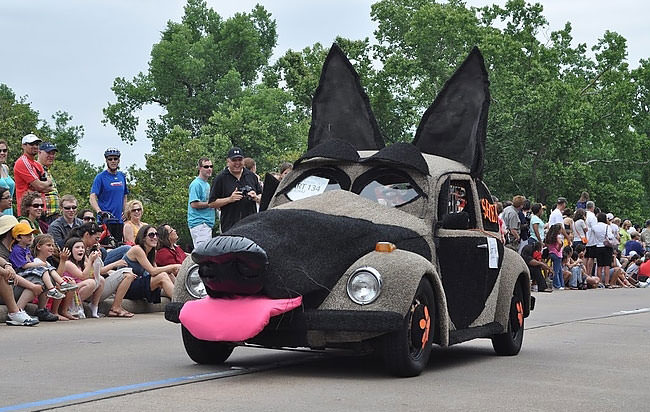 Ayağımı Yerden Kessin Yeter