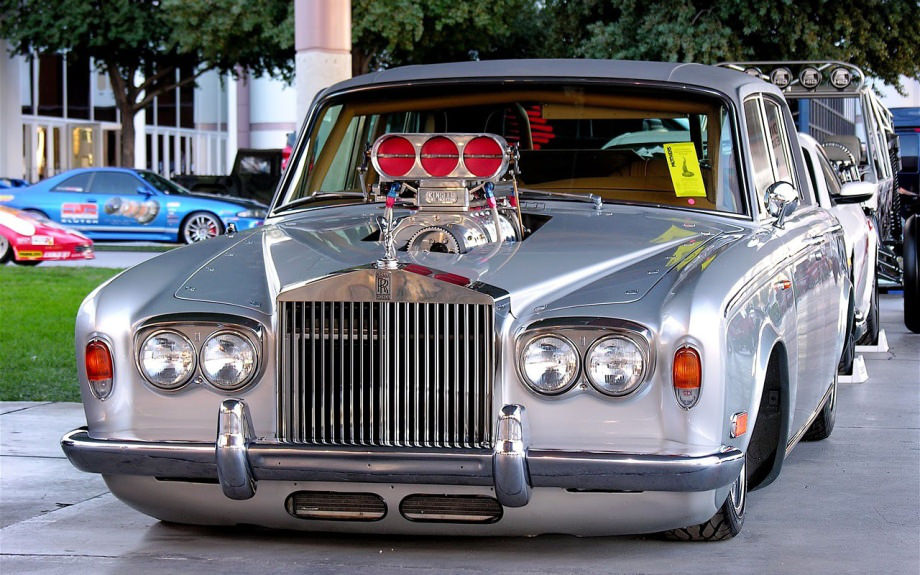 Modifiye Tutkunları ve Otomobilleri