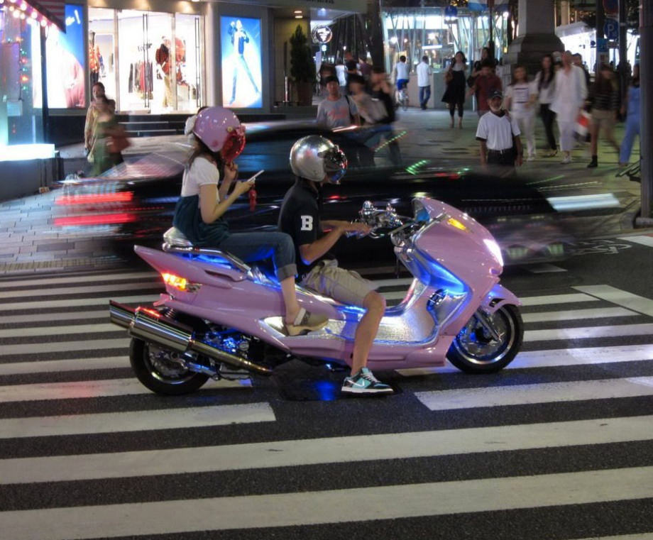 Modifiye Tutkunları ve Otomobilleri