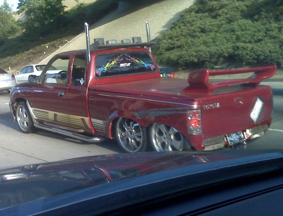 Modifiye Tutkunları ve Otomobilleri