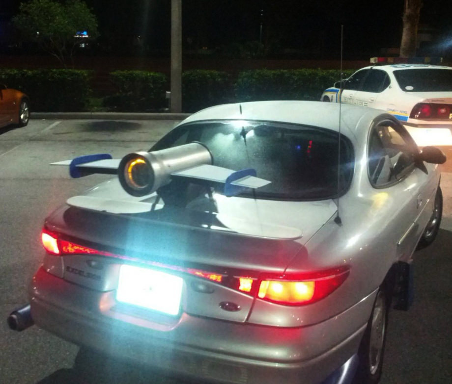 Modifiye Tutkunları ve Otomobilleri